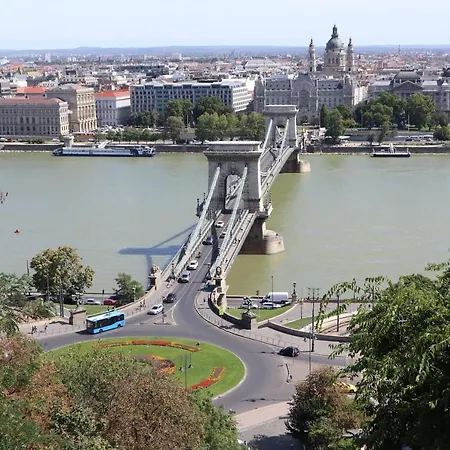 Marvelosa - By The Chain Bridge Daire Budapeşte