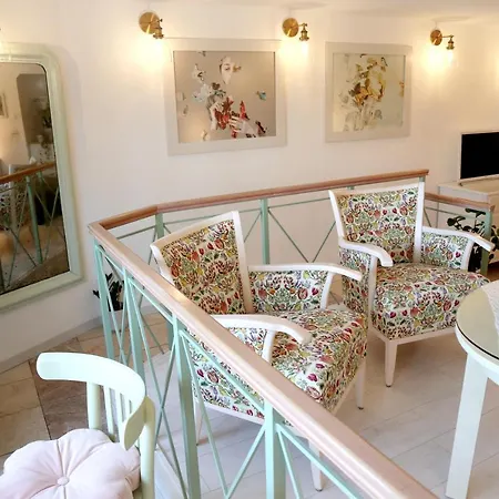 Marvelosa - By The Chain Bridge Apartment *