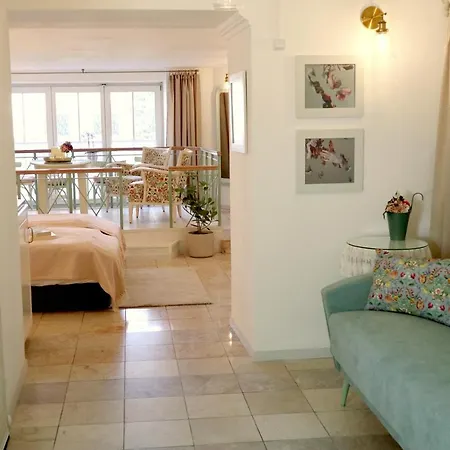 Apartment Marvelosa - By The Chain Bridge Budapest