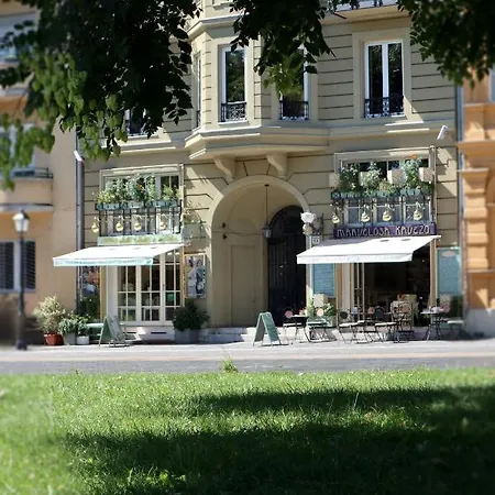 Apartment Marvelosa - By The Chain Bridge