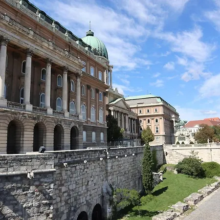 Marvelosa - By The Chain Bridge Apartament Budapesta