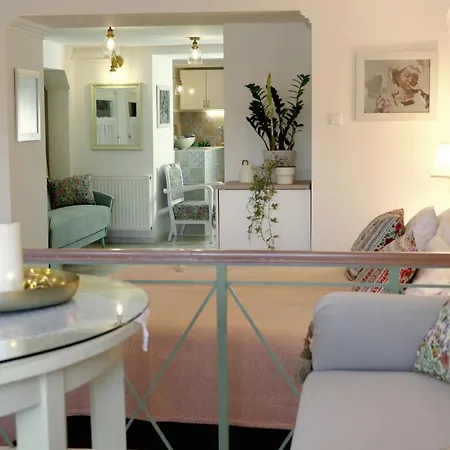 Apartment Marvelosa - By The Chain Bridge *