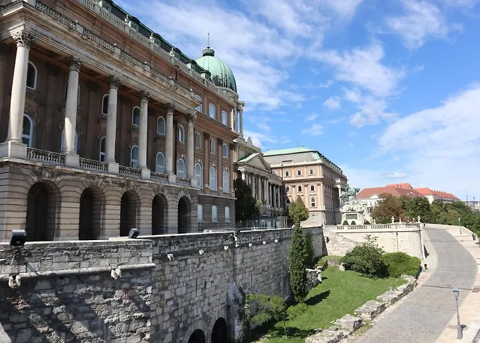 Marvelosa - By The Chain Bridge Apartament Budapesta